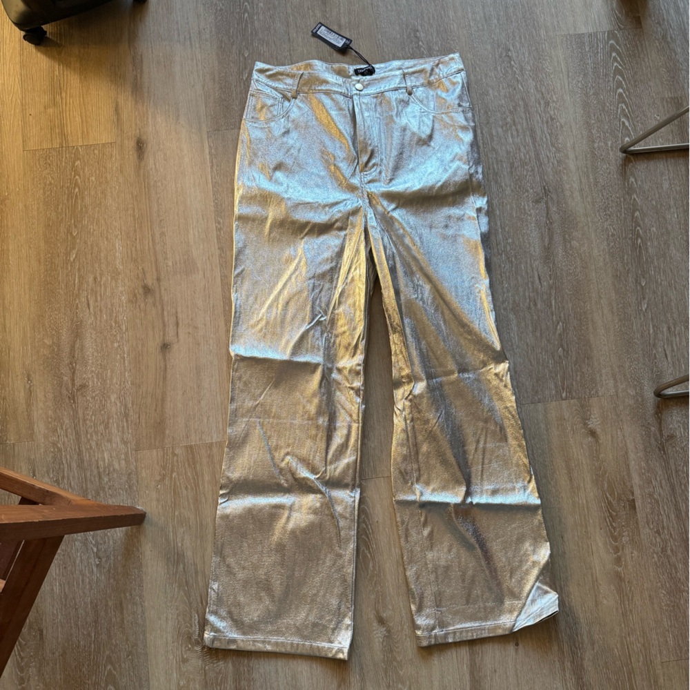 Brand new metallic silver straight leg Boohoo pants